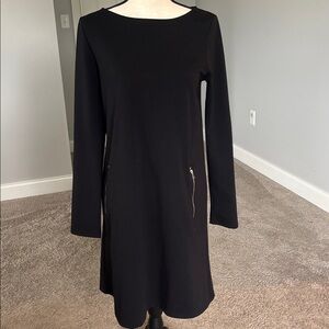 Elegant Black Long Sleeve Dress with Zipper Accents